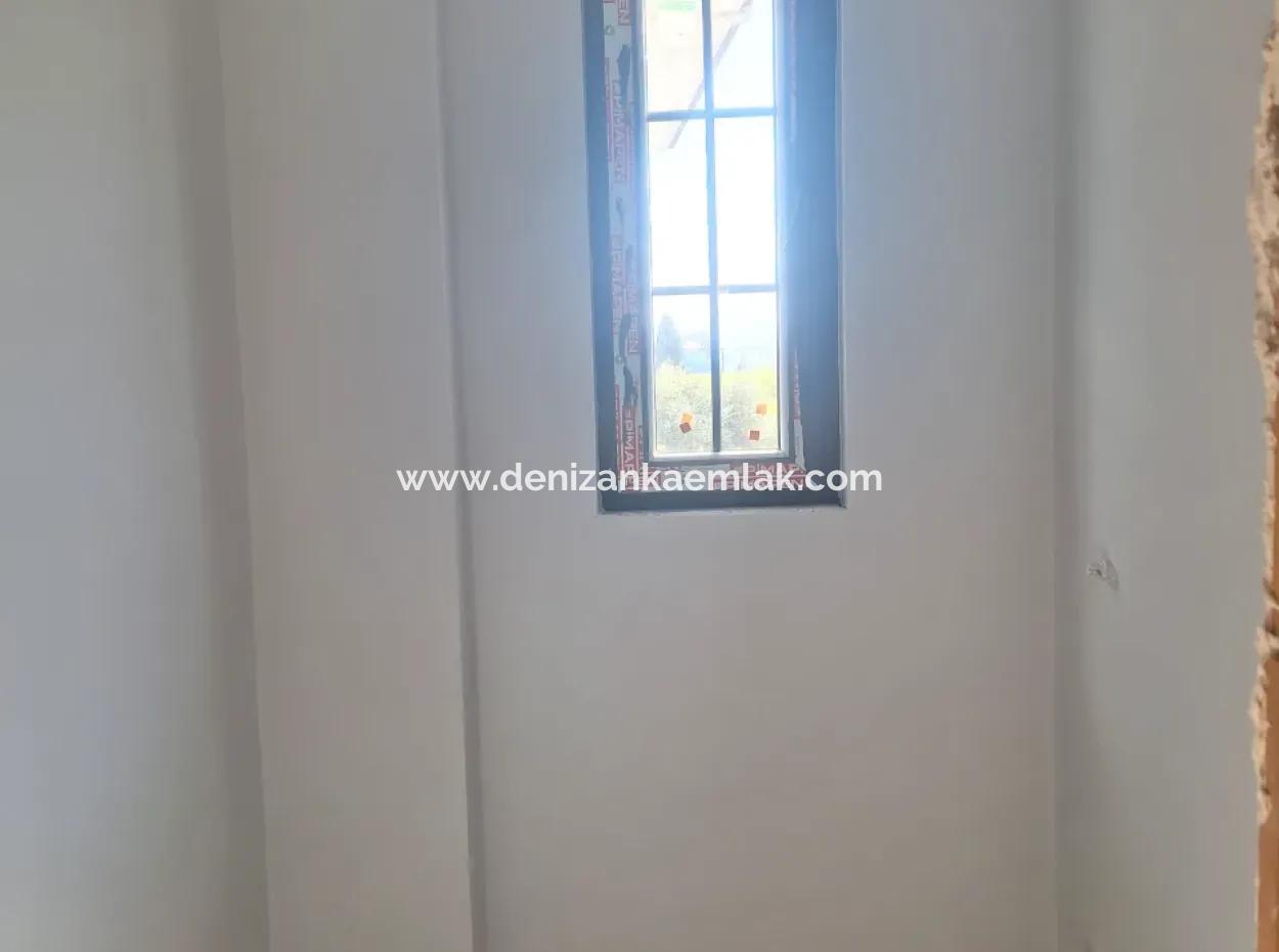 Ortaca Arıkbaşı Mah.satılık 200M² Havuzlu Vılla