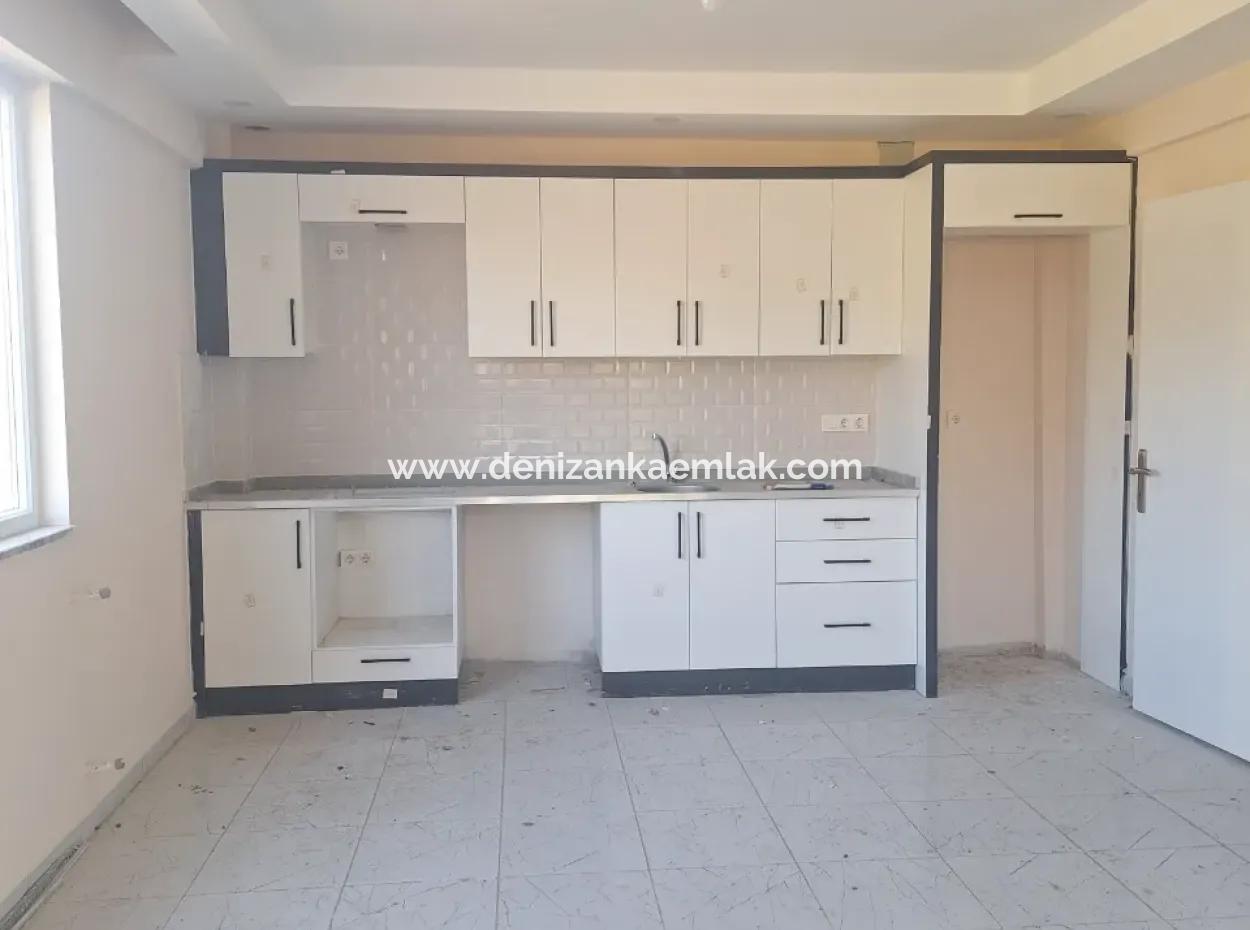 Ortaca Bahçelievler Mah.acil Satılık 2+1 Havuzlu Sıfır Daire