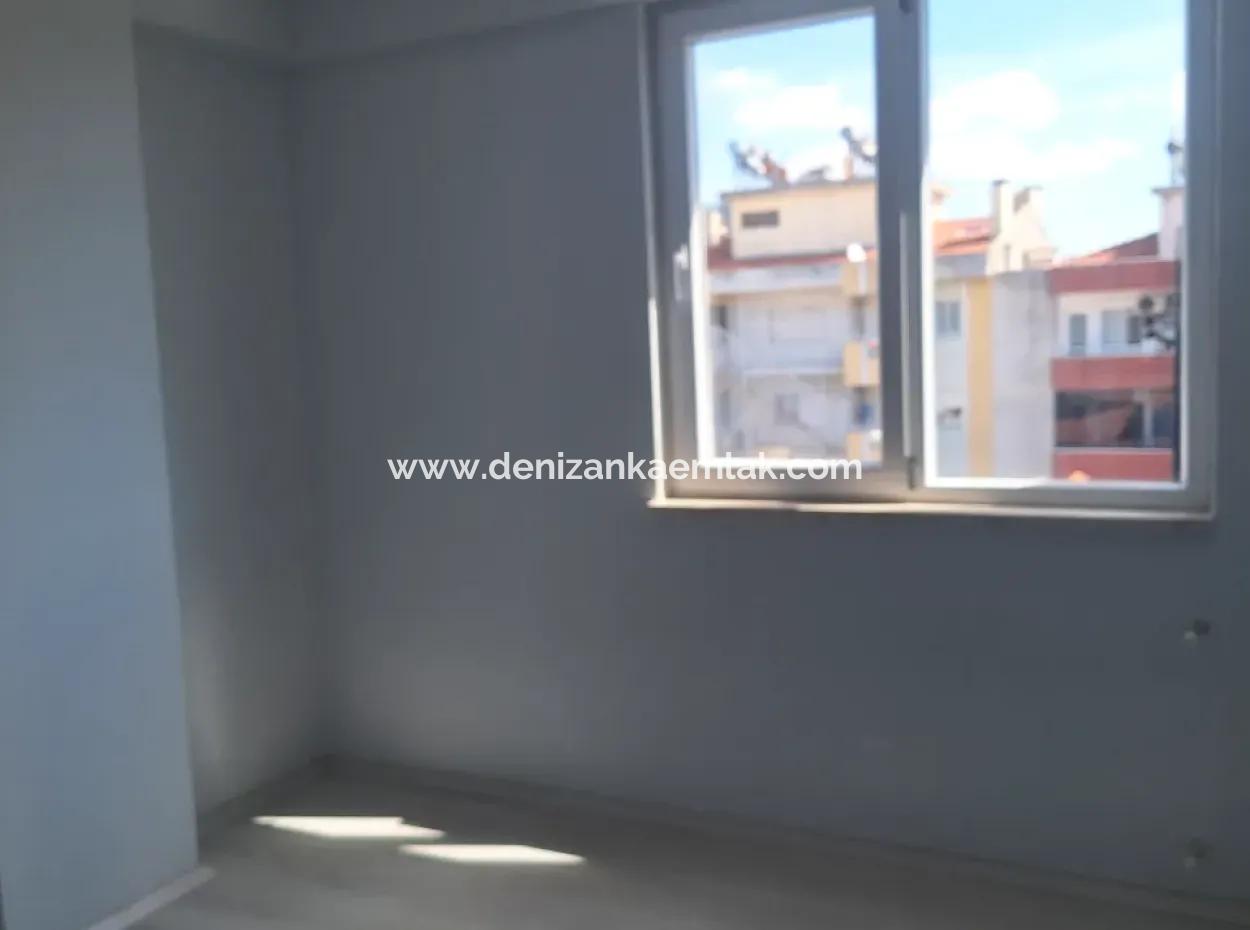 Ortaca Merkezde Acil Satılık 2+1 Daire