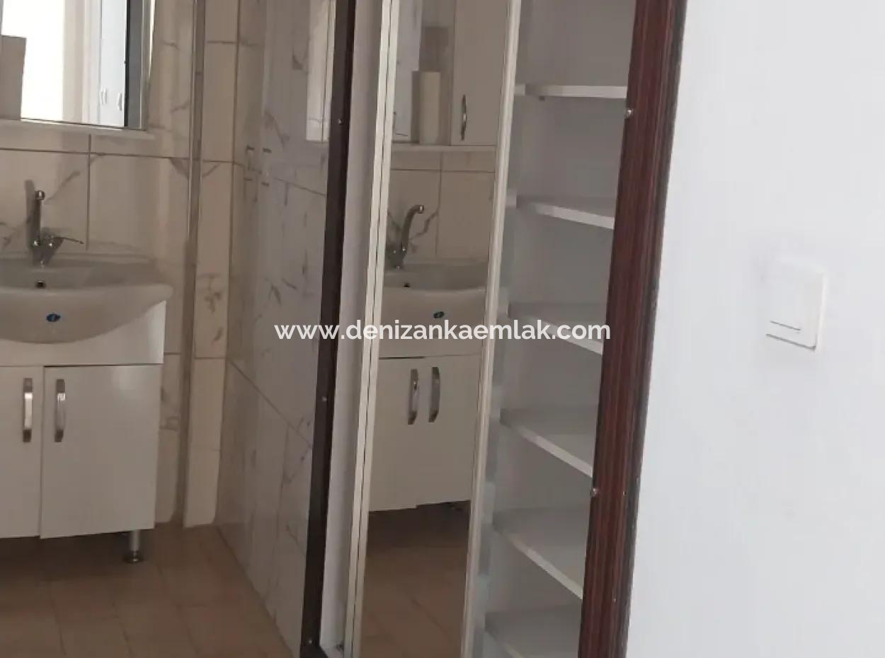 Ortaca Çaylı  Mah.kiralik 500M² Arsa İçinde Tam Müstakil 3+1 Dubleks