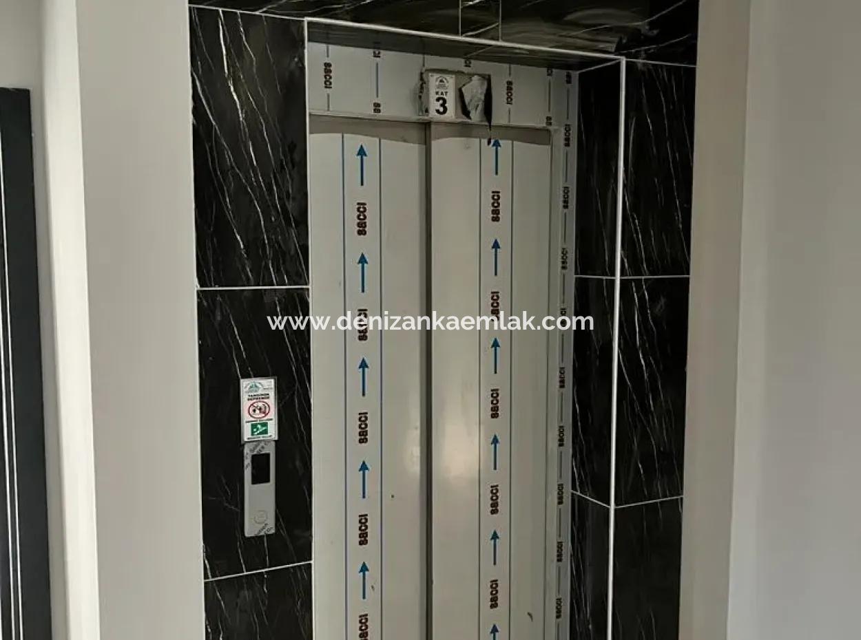 Ortaca Merkezde Acil Satılık 3+1 Daire