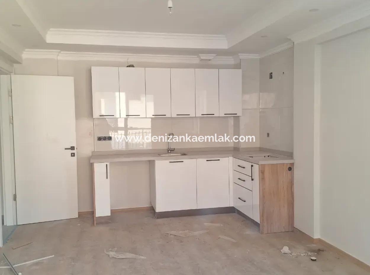 Ortaca Merkezde Satılık 1+1 Sıfır Daire