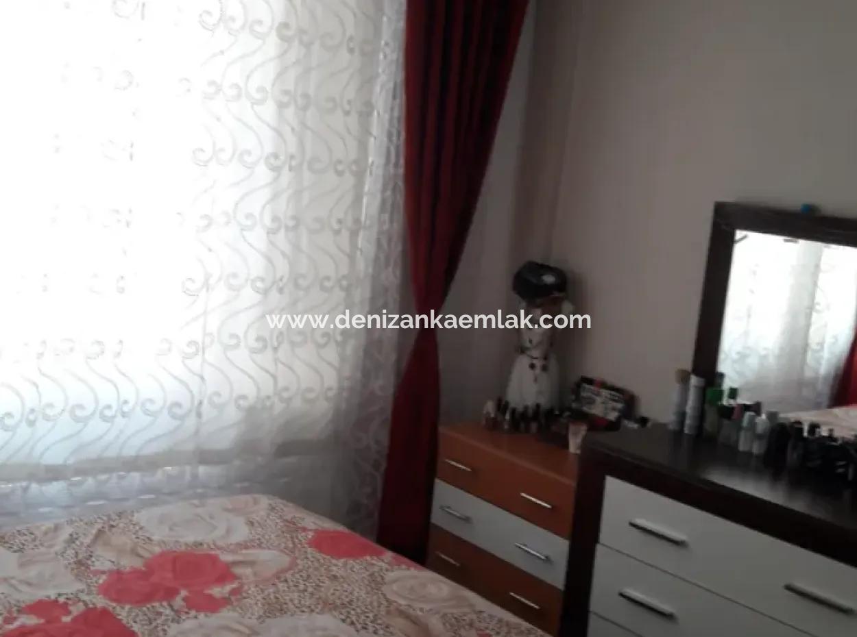 Ortaca Merkezde Kelepir Fiyatına Satılık 2+1 Geniş Daire