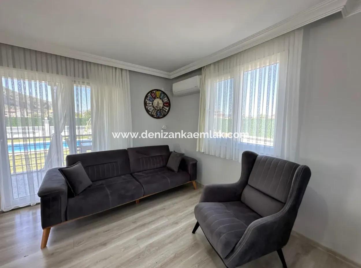 Okçular Mah Full Eşyalı Kiralık  2+1 Tam Mustakil Villa